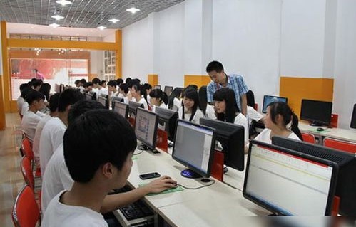 高职电子商务专业难吗