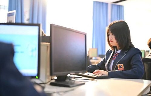 女孩学专业电子商务好吗